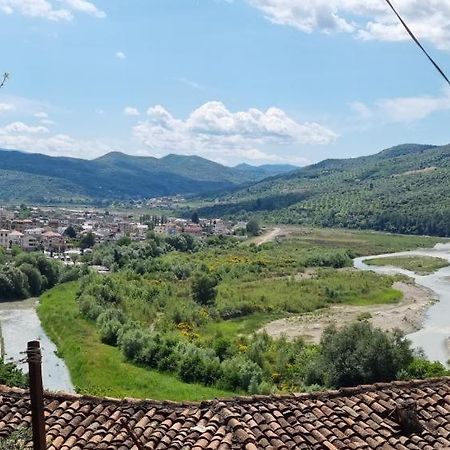 Hava Baci Apartment Берат Екстериор снимка