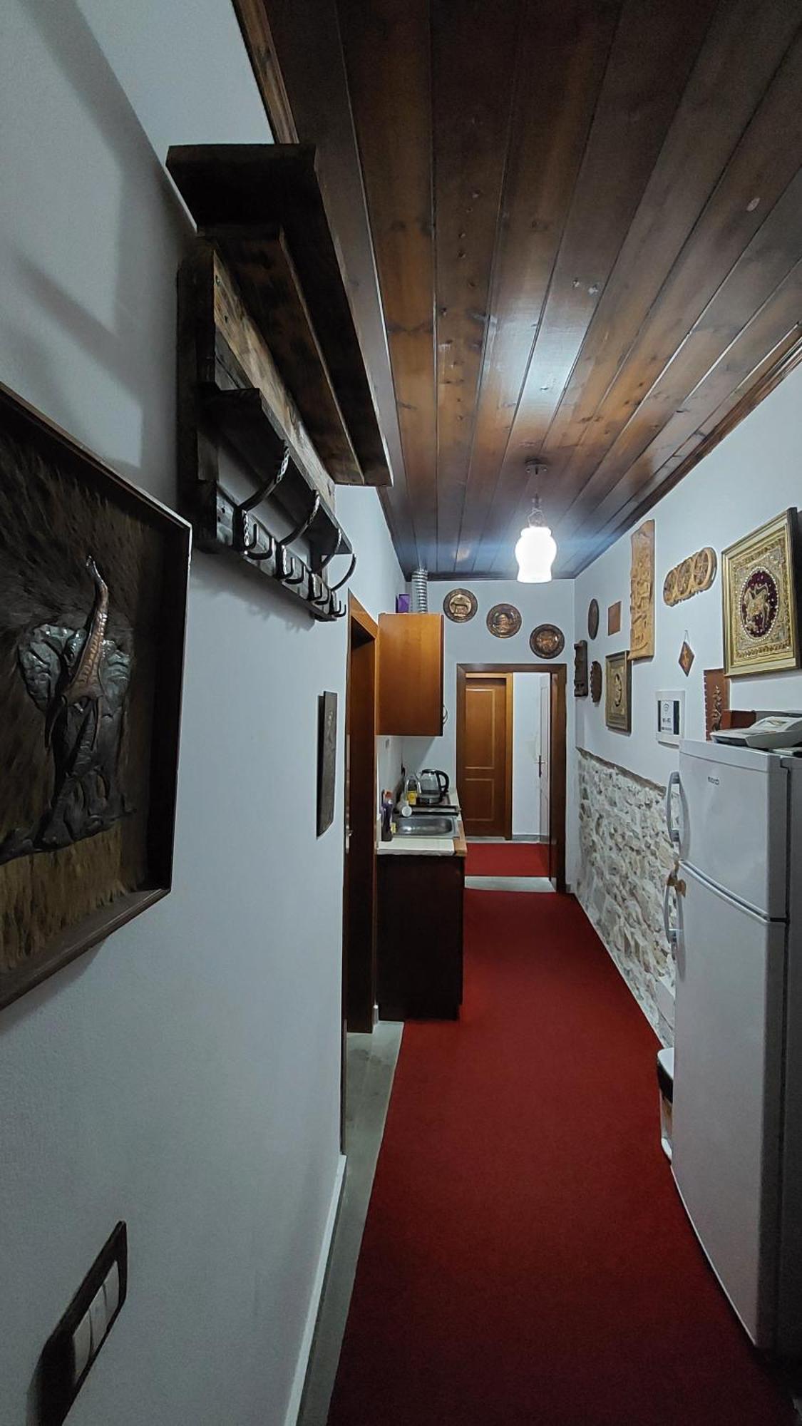 Hava Baci Apartment Берат Екстериор снимка